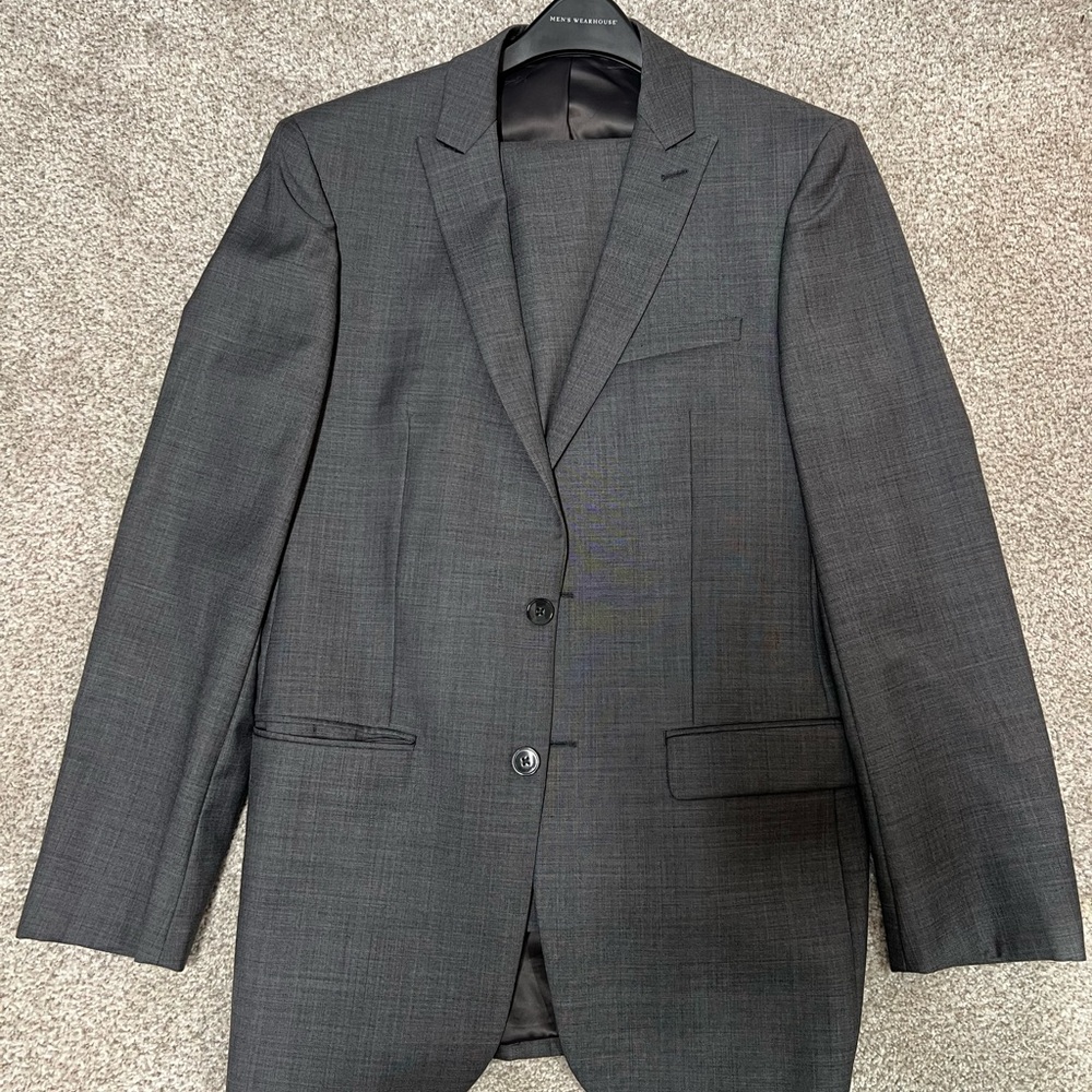 Calvin Klein Gray Modern Tailored Suit